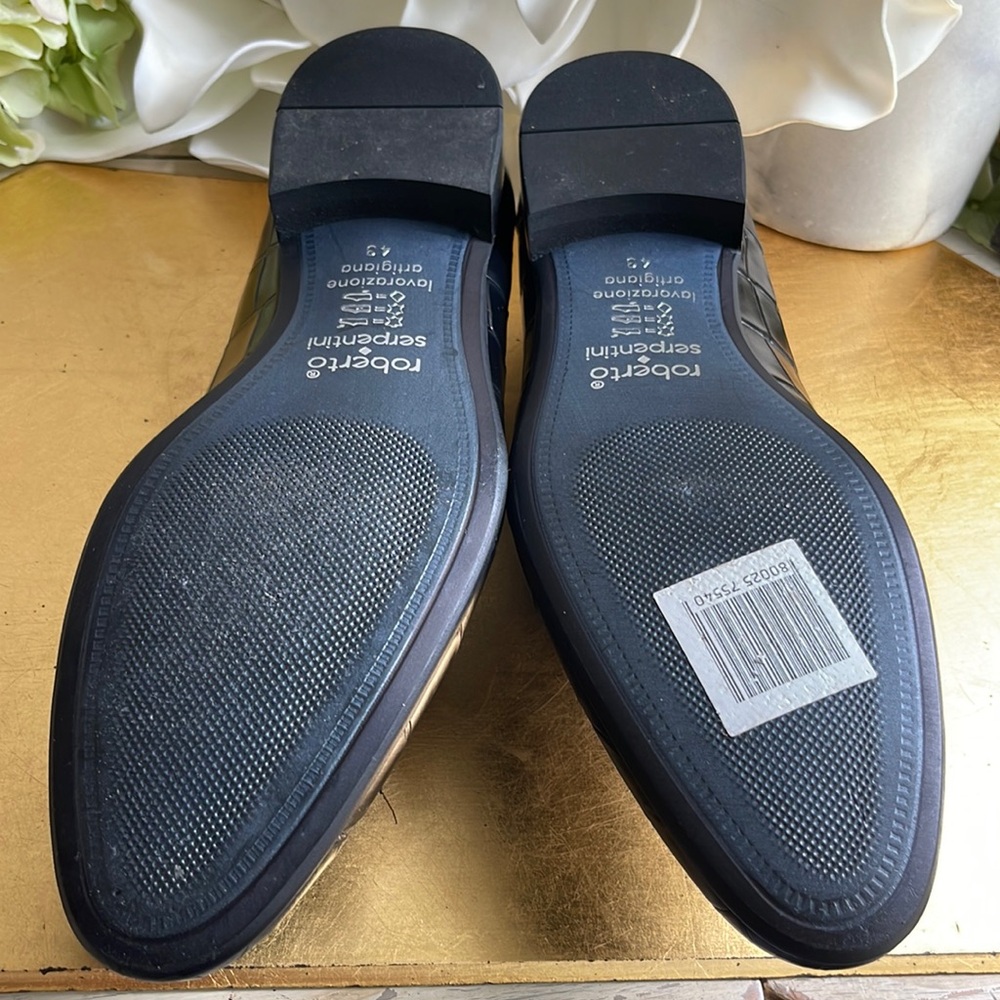 Roberto Serpentini Croc-Embossed Black Leather Loafers | Hardly Worn Once - Picture 16 of 16